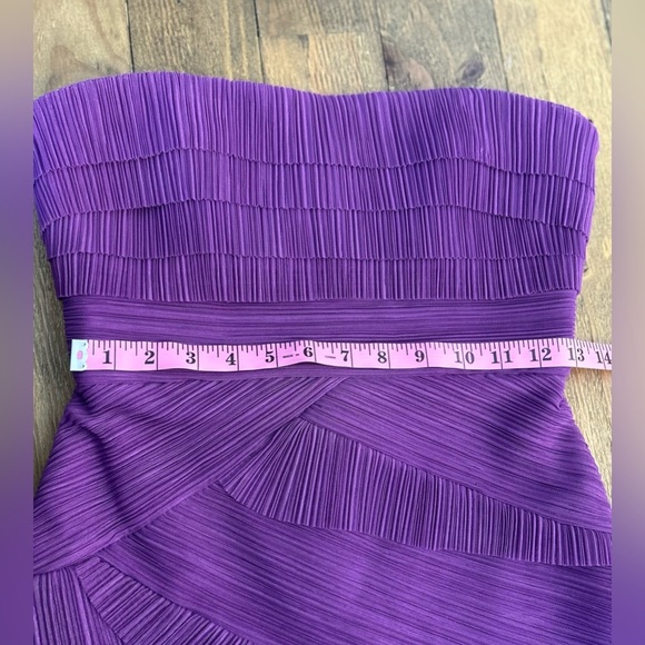 BCBGMaxAzria Jorie in Dark Orchid Ruched Strapless Cocktail Mini Dress Y2K Sz 6 - Picture 12 of 12